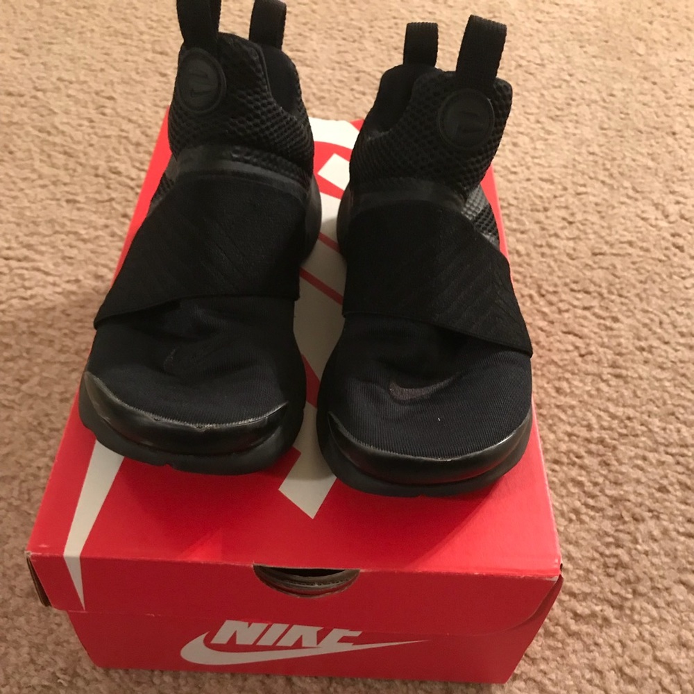 Kids Black Nike Prestos